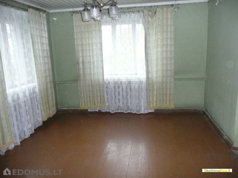 Parduodamas gyvenamasis namas papilėje