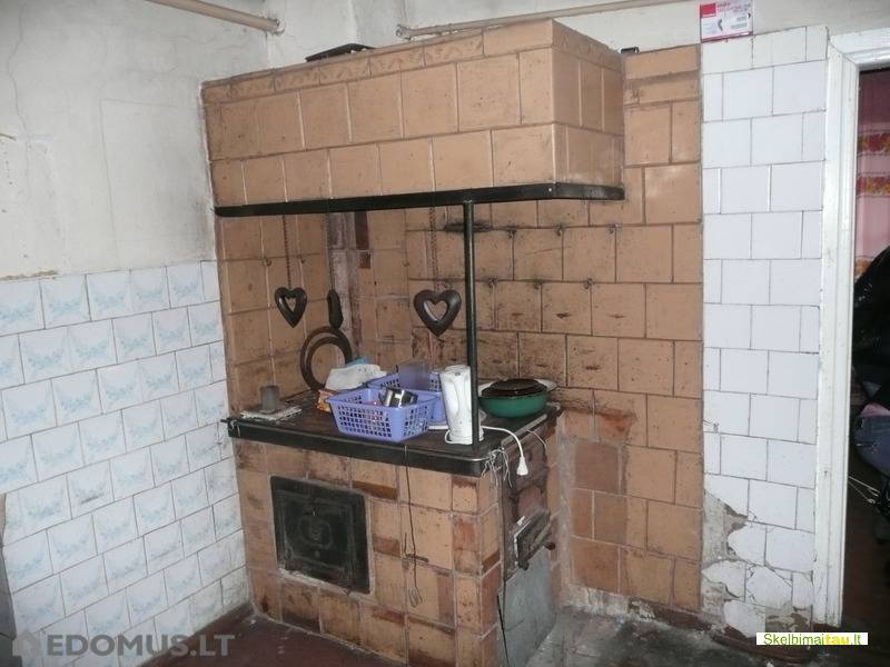Parduodamas gyvenamasis namas papilėje