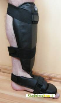 Apsaugos kojoms,kojų apsaugos karate,kojų apsaugos mma