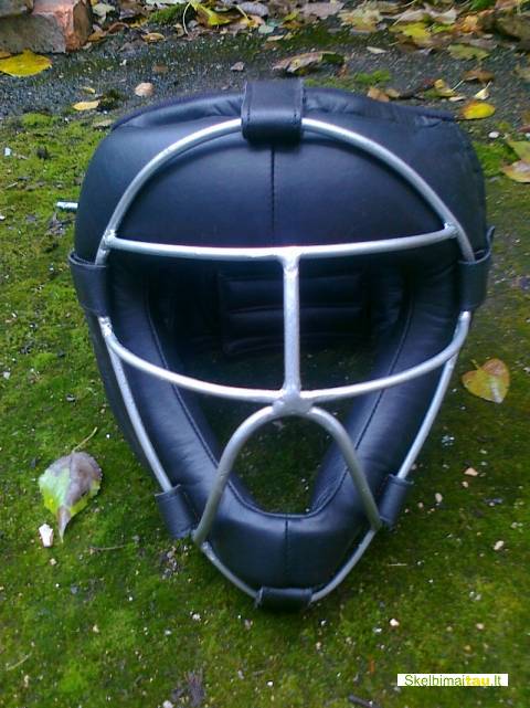 Bokso šalmas, šalmas kikbokso nuo 35 euro,šalmas su grotomis