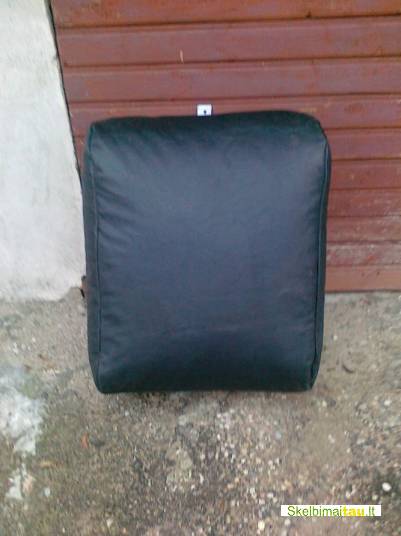 Bokso pagalvė,pagalvė boksui tvirtinama prie sienos