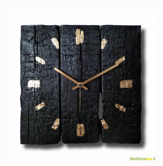 Degintos medienos interjero detalės