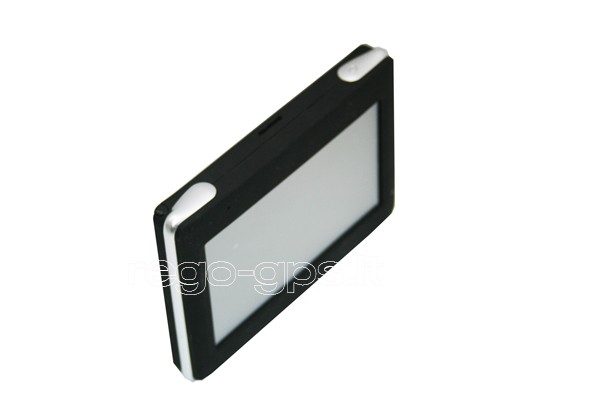 GPS-Trys viename-TomTom+Garmin+IGO