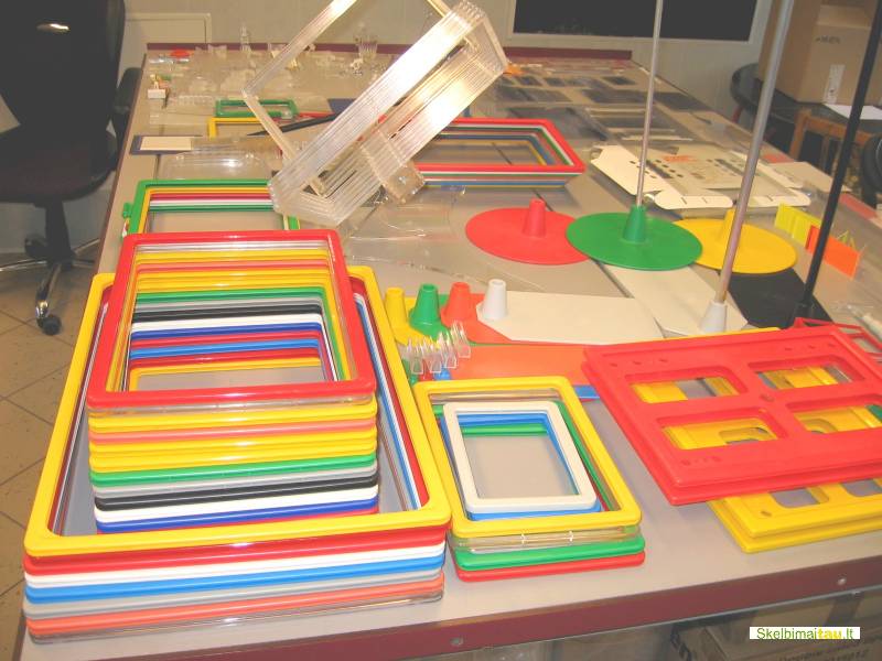 Išorinės ir vidinės reklamos gamyba.