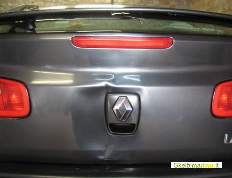 Mašinų tiesinimas be dažymo