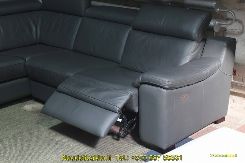 Natūralios odos kampas su reklainerio funkcijomis