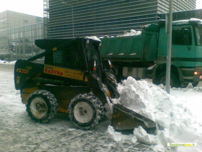 Sniego stumdymas vilniuje, ekskavatorių nuoma