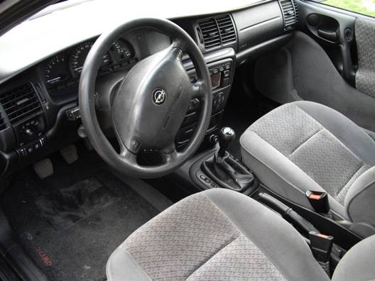 opel vectra