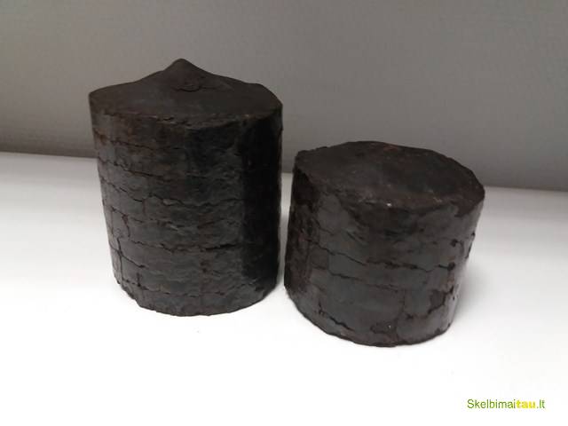 Cilindriniai durpių briketai