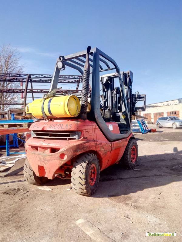 Naudotas, patvarus linde h25t-02 dujinis krautuvas.